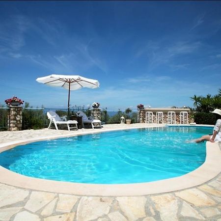 Villa Elenia Τσουκαλάδες Δωμάτιο φωτογραφία